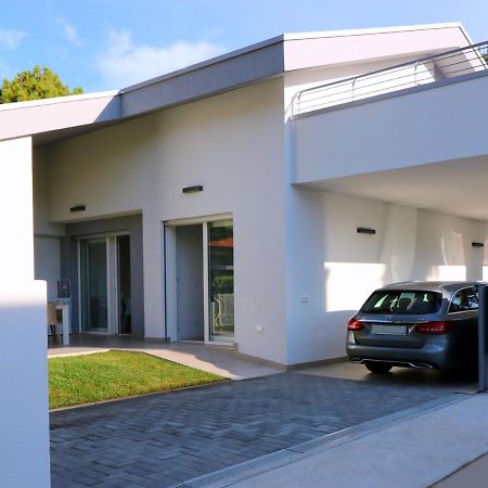 Villa Lisa Bibione Bagian luar foto