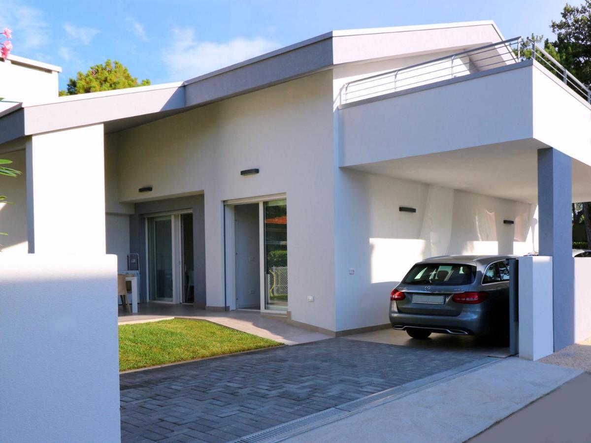 Villa Lisa Bibione Bagian luar foto